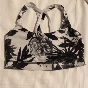 Lululemon floral sports bra SIZE 8